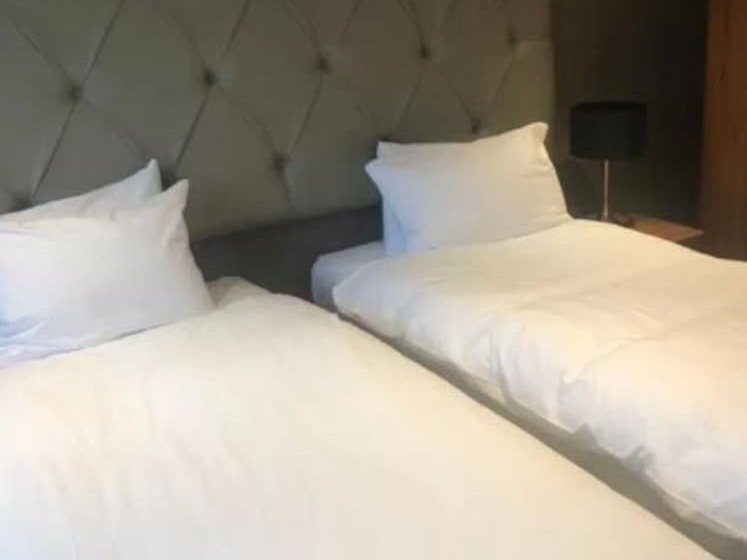 اتاق استاندارد, The Scot