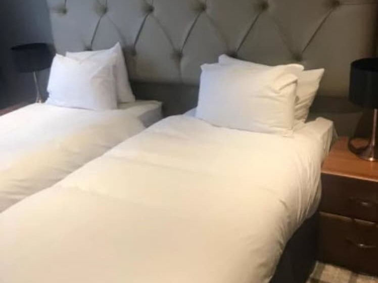 اتاق استاندارد, The Scot