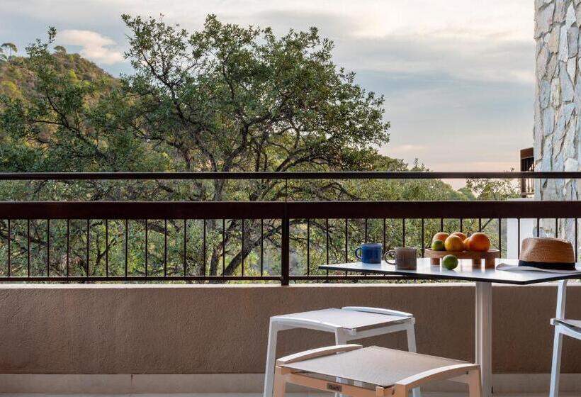 جناح مطلّ علي الحديقة, Zel Costa Brava