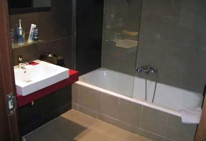 اتاق استاندارد, Nautic Hotel & Spa