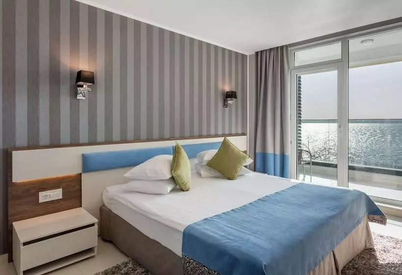 اتاق استاندارد با چشمانداز دریاچه, Splendid Conference & Spa Hotel – Adults Only