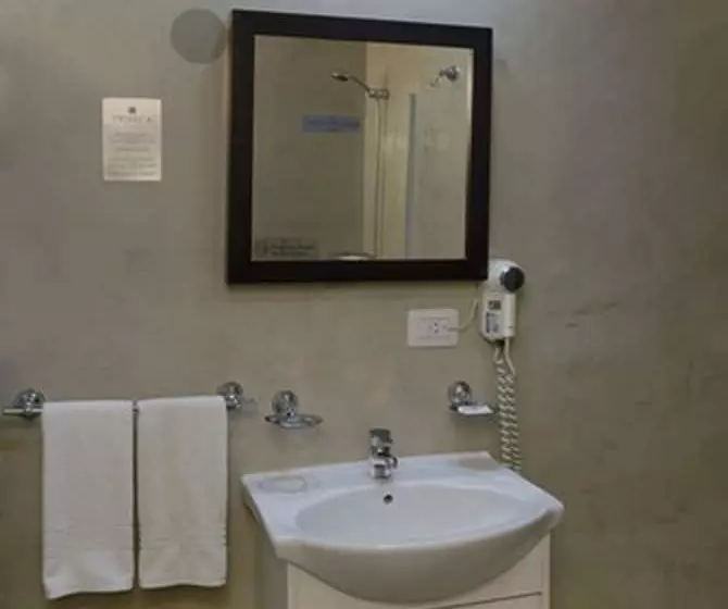 استودیوی استاندارد, Up Studios