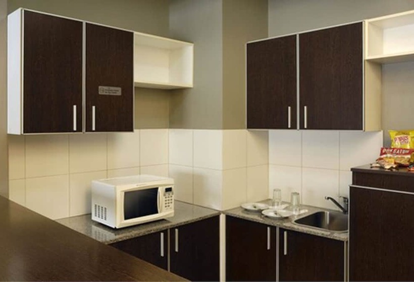 استودیوی استاندارد, Up Studios