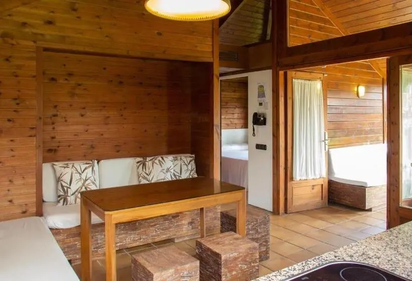 Standard-bungalow 2 Makuuhuonetta, Cambrils Park Family Resort