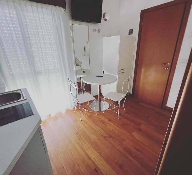 デラックススイート, Ardea