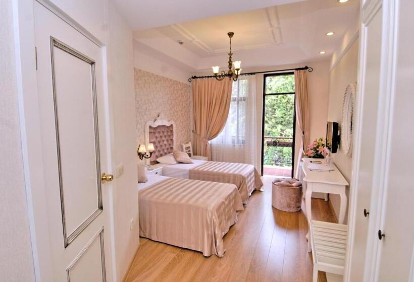 اتاق لوکس با بالکن, Aspen Hotel Kaleiçi