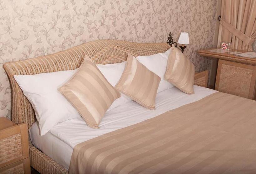 اتاق لوکس با چشم‌انداز باغ, Aspen Hotel Kaleiçi
