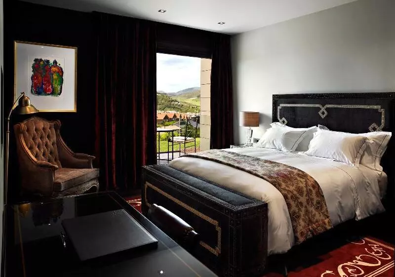 デラックスルーム, Castillo de Gorraiz & Spa