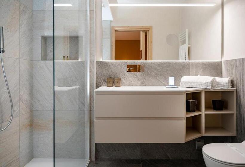 디럭스 룸, Cristallo