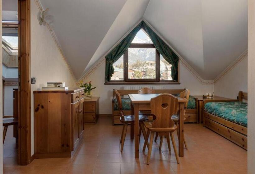 패밀리 룸, Cristallo