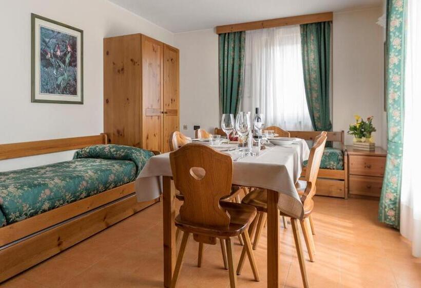 패밀리 룸, Cristallo