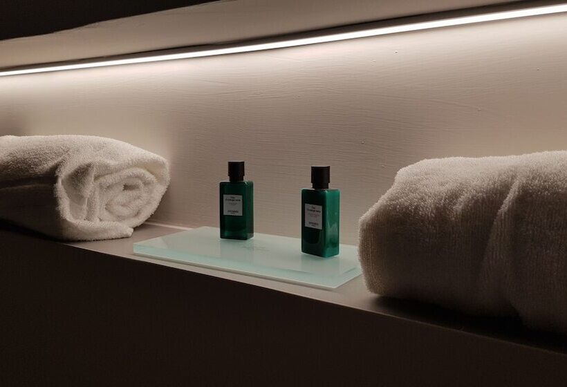 디럭스 스위트 바다 전망, Garden Riviera