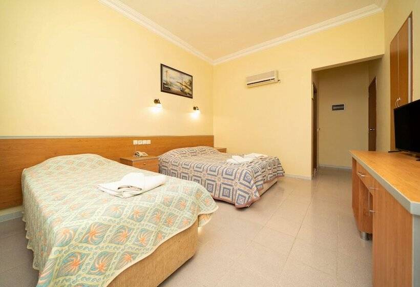 Номер Стандарт Трехместный, Imparator