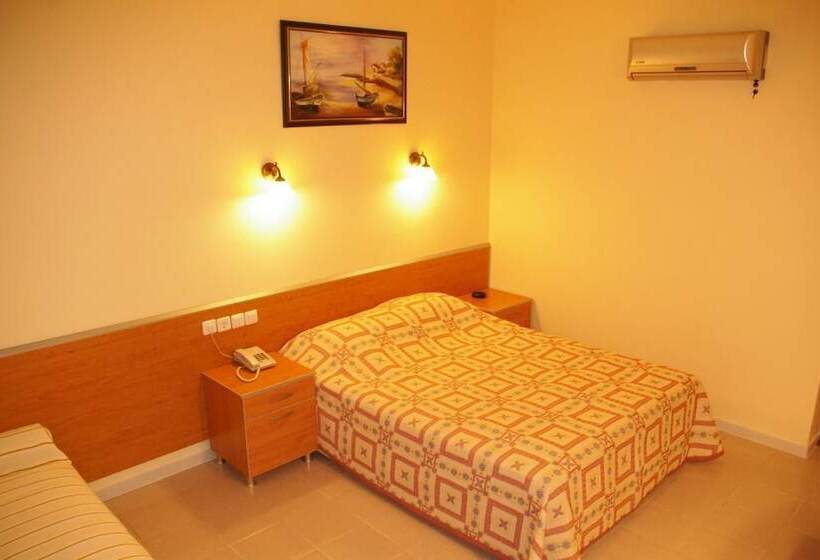 Номер Стандарт Трехместный, Imparator