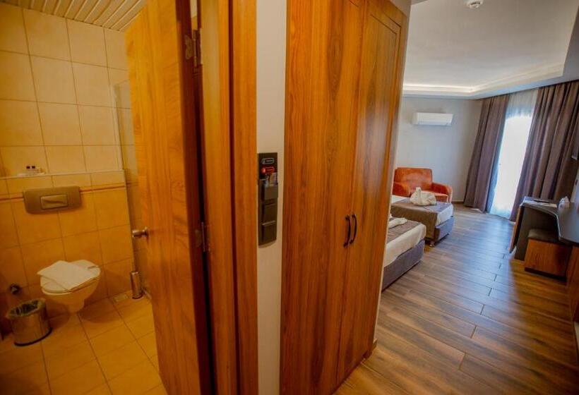 Семейный Номер, Fatih Hotel Kleopatra