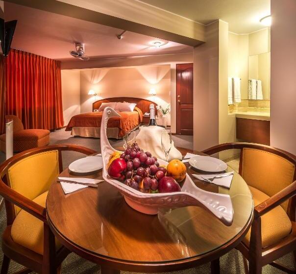 주니어 스위트, Park Suites