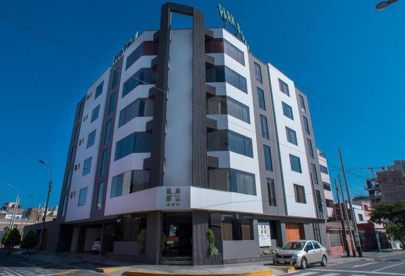 Полулюкс, Park Suites