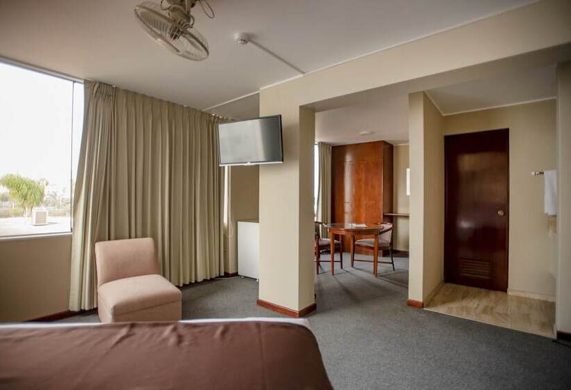 주니어 스위트, Park Suites