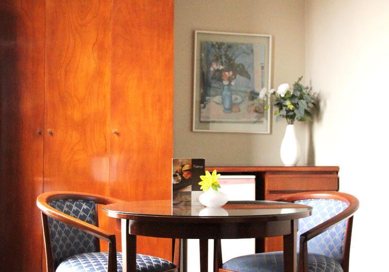 주니어 스위트, Park Suites