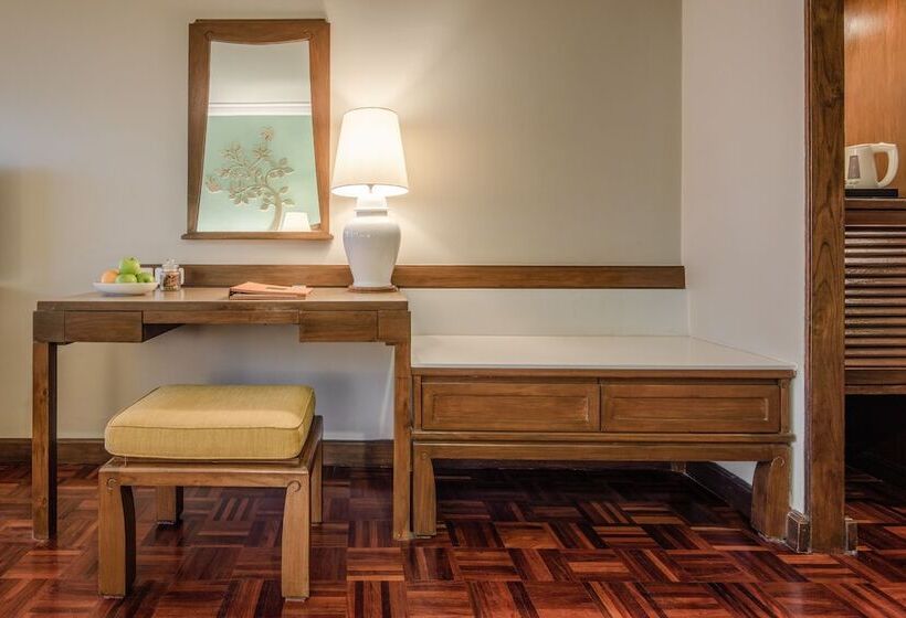اتاق لوکس, The Regent Cha Am Beach Resort, Hua Hin