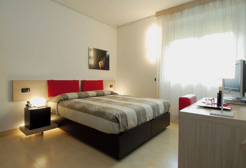 חדר משפחתי, Joivy Together Florence Urban Resort