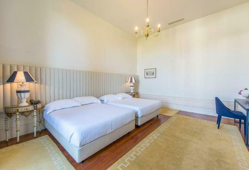 سوئیت کلاسیک, Villa Garden Braga