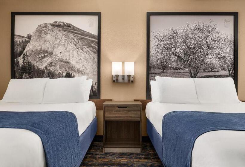 스탠다드 룸, Super 8 By Wyndham Lindsay Olive Tree