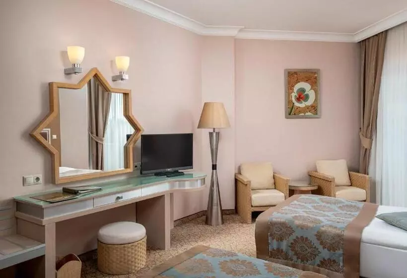 اتاق استاندارد اینتریور, Mukarnas Spa & Resort