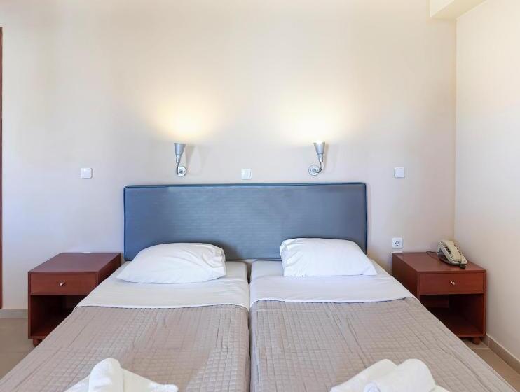 إستوديو قياسى مطل على البحر, Olympic Suites