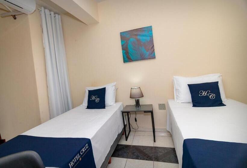 スタンダードルーム, Cruz