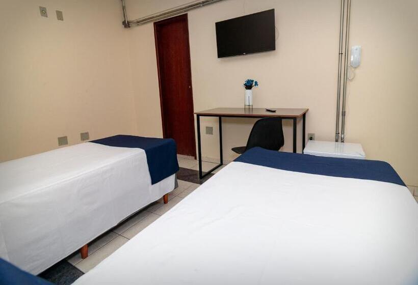 スーペリアトリプルルーム, Cruz