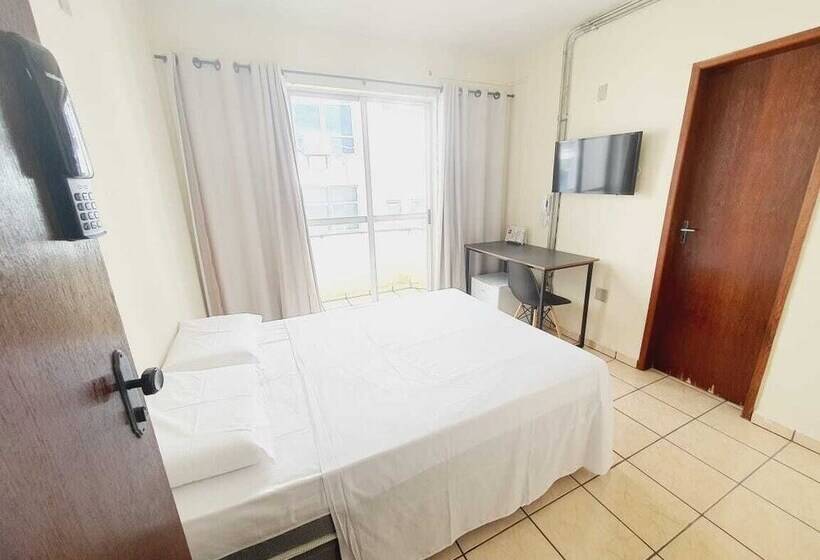 スタンダードルーム, Cruz