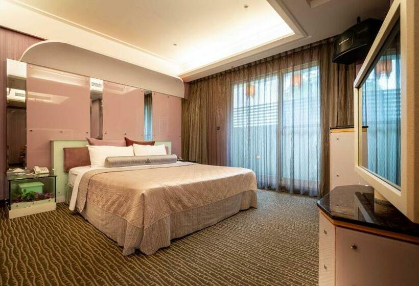 اتاق استاندارد با وان آب گرم, Instone Motel