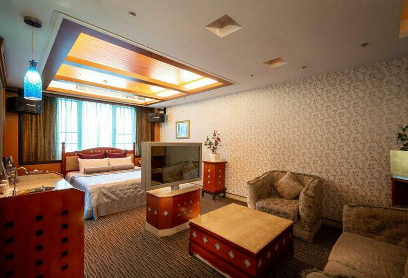 اتاق استاندارد با وان آب گرم, Instone Motel
