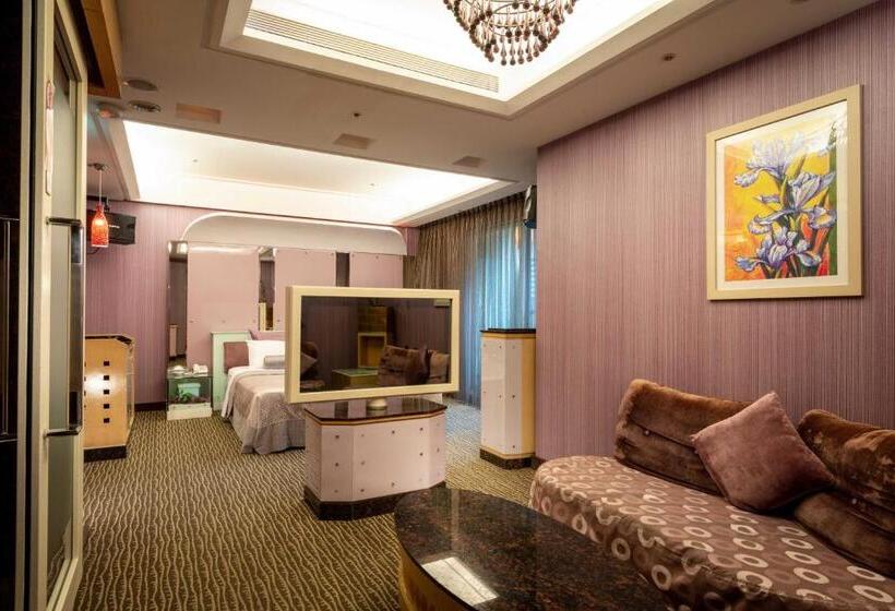 اتاق استاندارد با وان آب گرم, Instone Motel