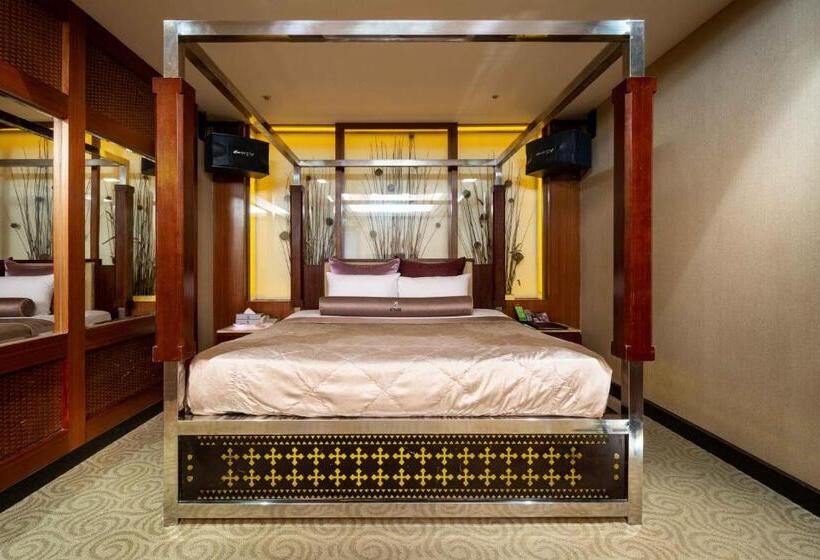 اتاق استاندارد با تخت بزرگ, Instone Motel