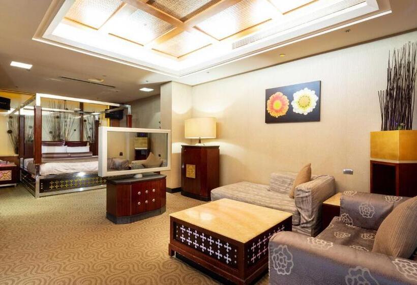اتاق استاندارد با تخت بزرگ, Instone Motel