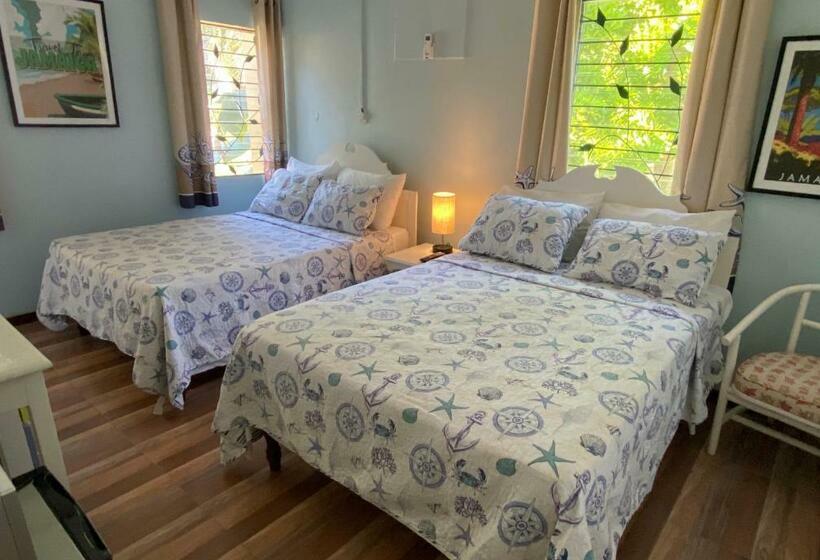 Номер Deluxe, The Blue Orchid B&b