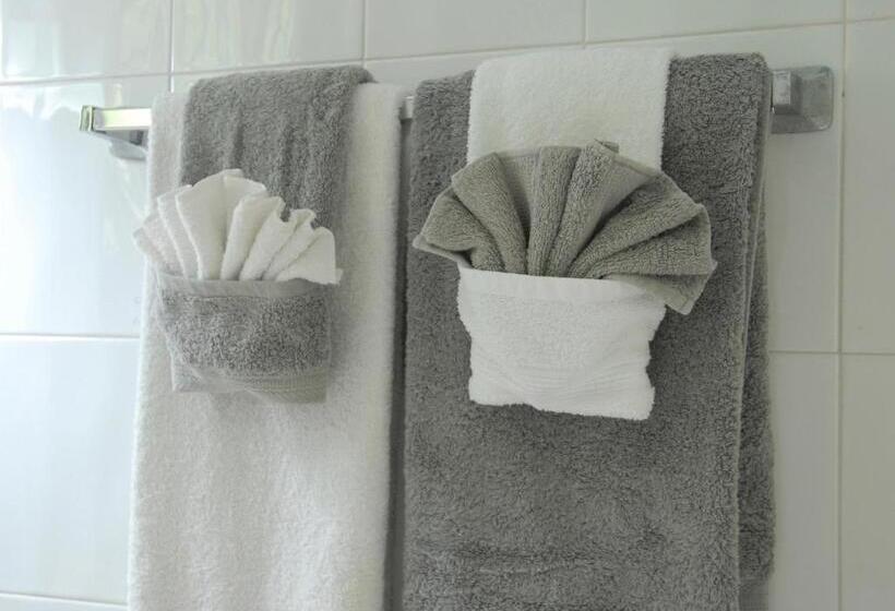 Номер Стандарт, The Blue Orchid B&b