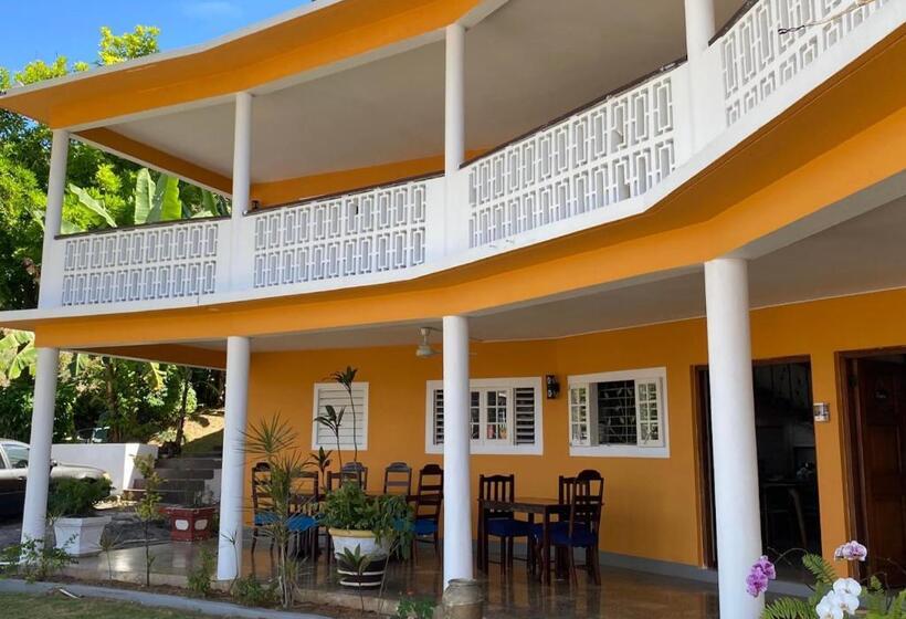 Номер Стандарт, The Blue Orchid B&b