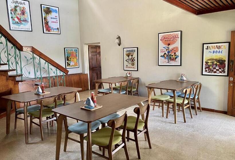 Номер Стандарт, The Blue Orchid B&b