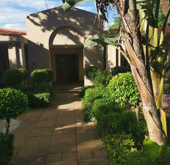 חדר סטנדרט נוף לגינה, 180 On Anderson Guest House