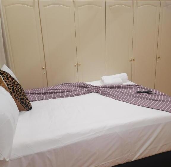 חדר משפחתי דלוקס, 180 On Anderson Guest House