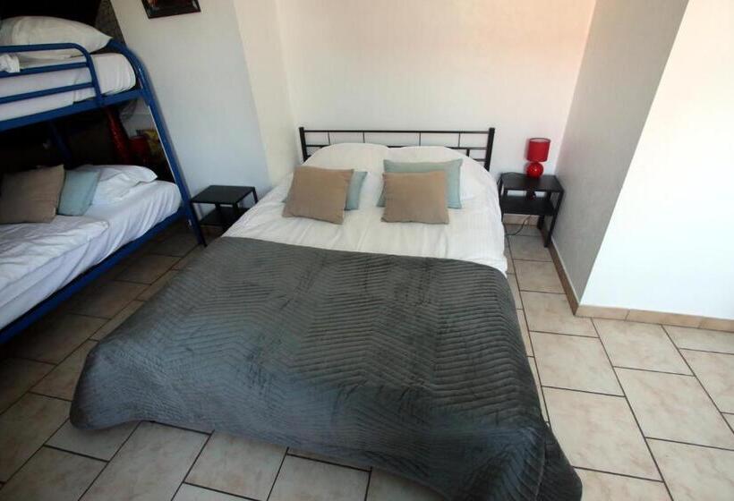 اتاق استاندارد چهار تخته, Chambre D Hôte Blankenberge