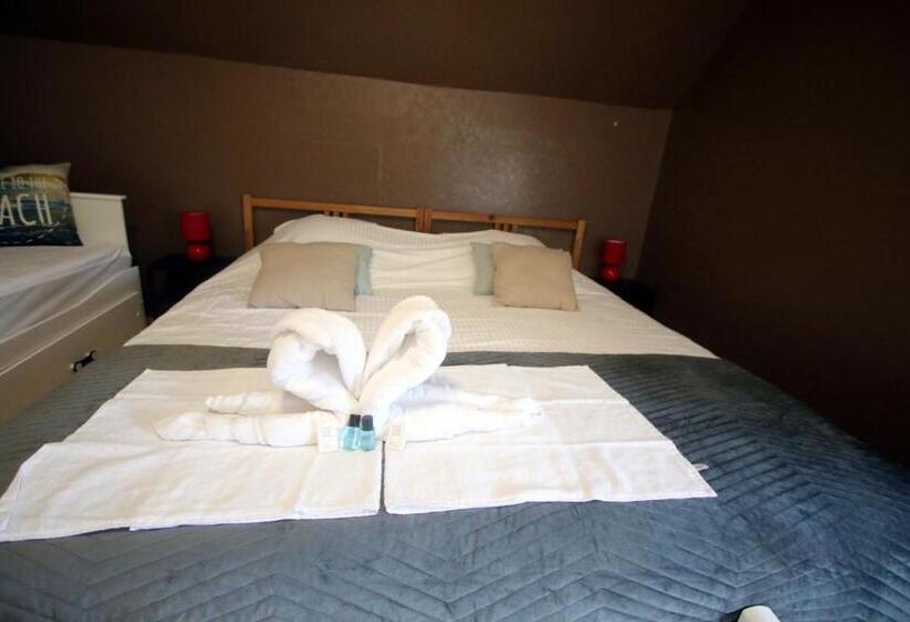 Standard room with outdoor bath, Chambre D Hôte Blankenberge