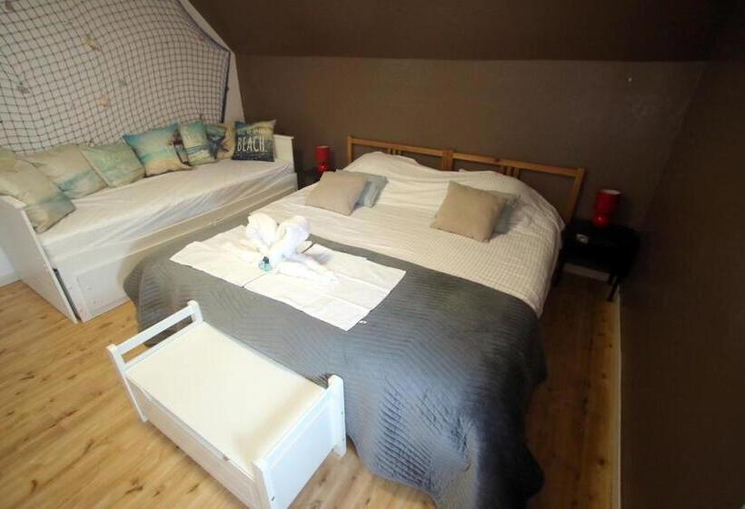 Standard room with outdoor bath, Chambre D Hôte Blankenberge