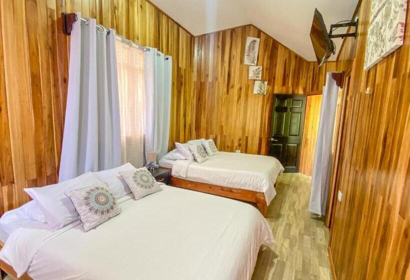 ファミリールーム, Montefresco Boutique Hostel