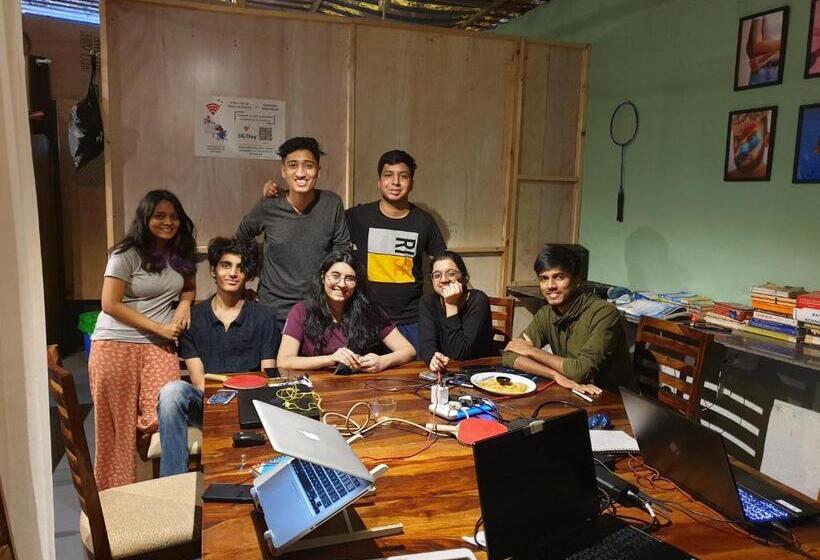 חדר דלוקס, Hoshtel99   Prime   Stay, Cowork And Cafe