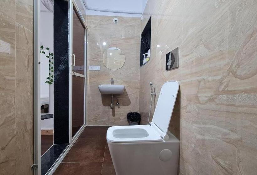 חדר דלוקס, Hoshtel99   Prime   Stay, Cowork And Cafe