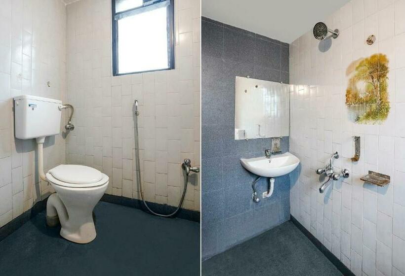 Номер Deluxe, Fabhotel Saubhagya Inn